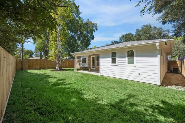 10659 Mayfield Road, Houston, TX 77043