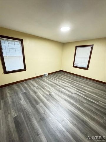 474 22nd Street, Niagara Falls, NY 14303