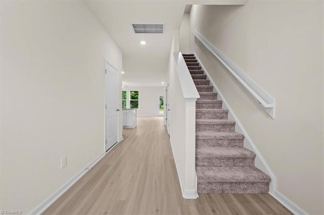 2126 Willow Glen Drive, Graham, NC 27253