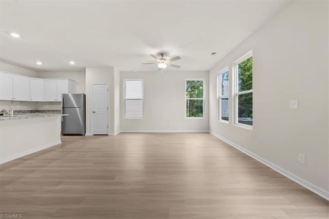 2126 Willow Glen Drive, Graham, NC 27253
