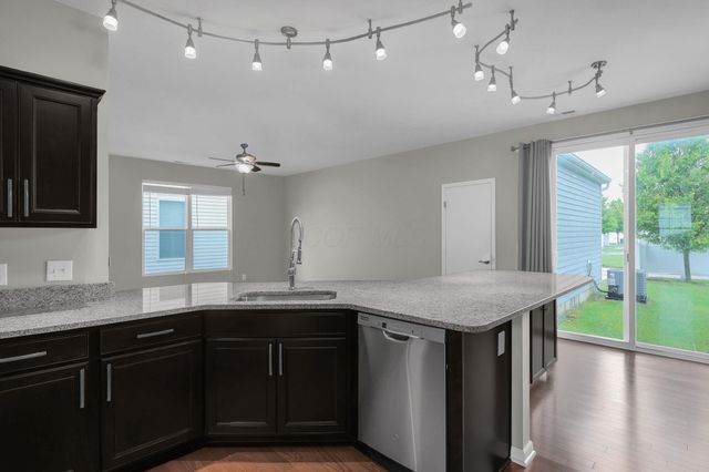 5481 Tygart Valley Drive, Dublin, OH 43016