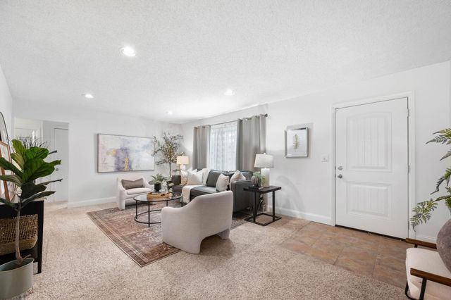 1722 W 29th St N, Wichita, KS 67204