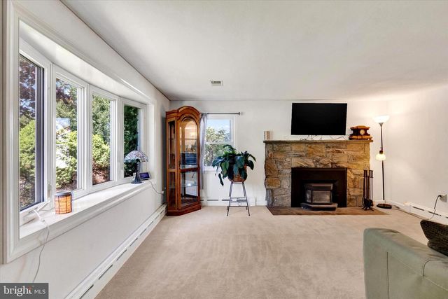 1217 CALN MEETINGHOUSE RD, Coatesville, PA 19320