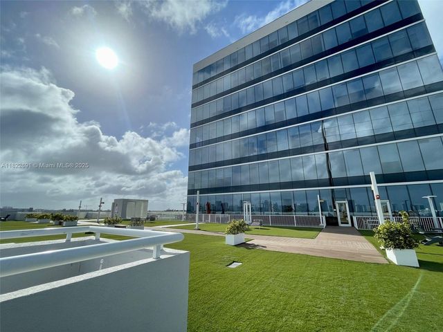 20200 W Dixie Hwy 603, Miami, FL 33180