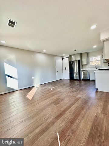 5611 ROUNDTREE DR, Woodbridge, VA 22193