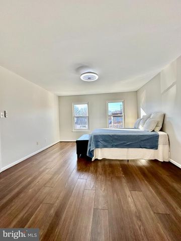 5611 ROUNDTREE DR, Woodbridge, VA 22193