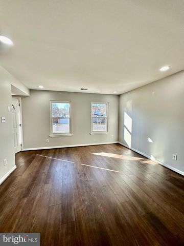 5611 ROUNDTREE DR, Woodbridge, VA 22193