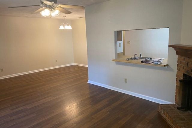 2009 Gardenbrook Lane, Tallahassee, FL 32301