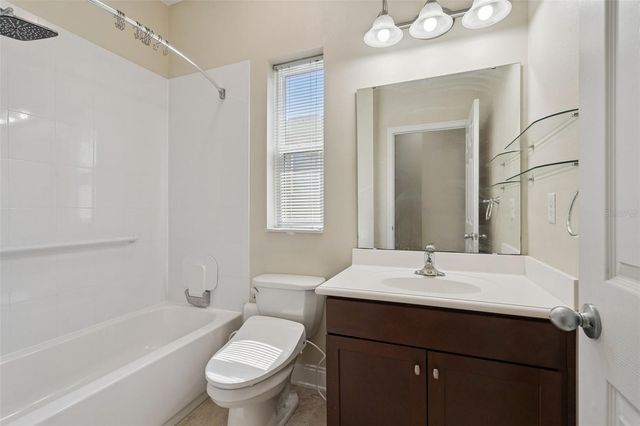 1041 HARMONY LANE, Clermont, FL 34711