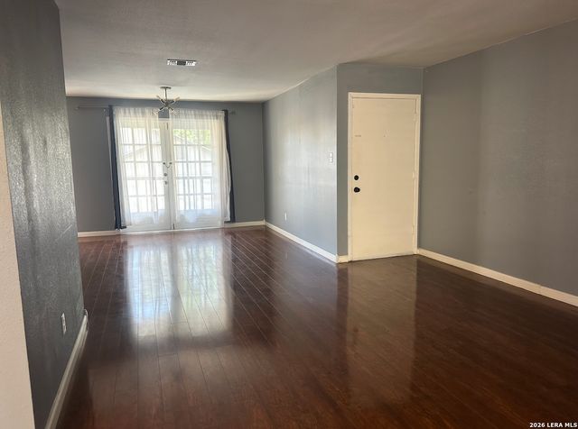 7711 Callaghan Rd Apt 404, San Antonio, TX 78229