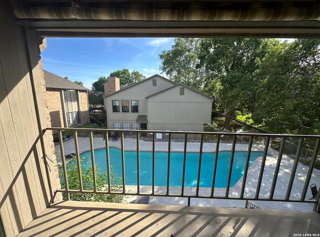7711 Callaghan Rd Apt 404, San Antonio, TX 78229