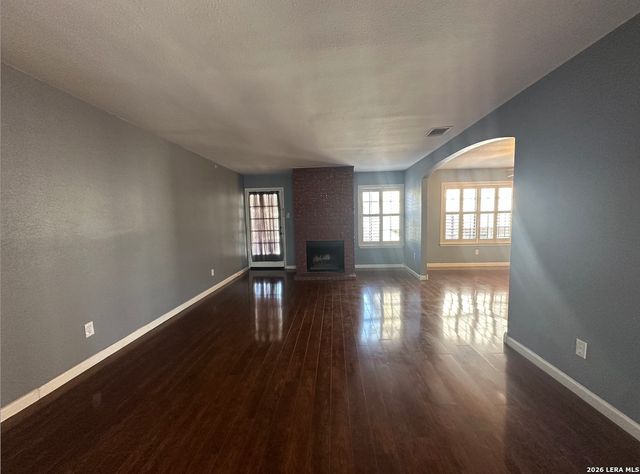 7711 Callaghan Rd Apt 404, San Antonio, TX 78229