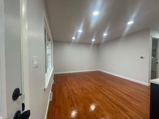 371 N Fairfield Avenue, Lombard, IL 60148