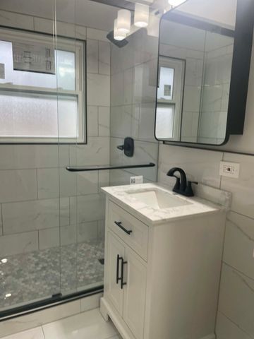 371 N Fairfield Avenue, Lombard, IL 60148