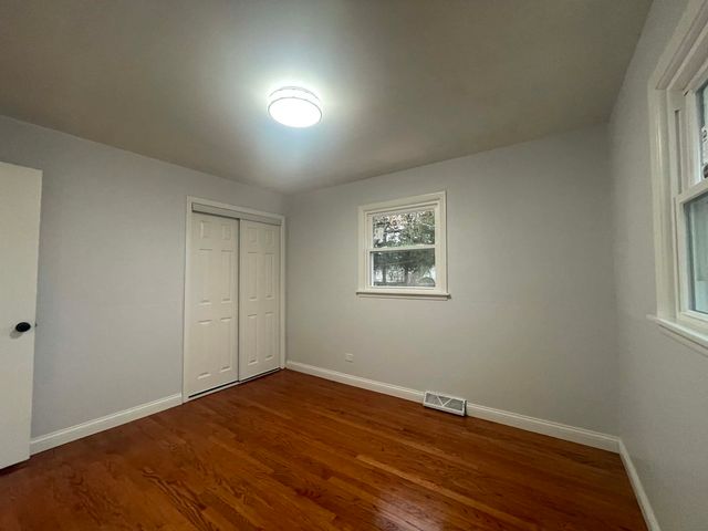 371 N Fairfield Avenue, Lombard, IL 60148