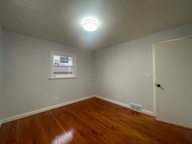 371 N Fairfield Avenue, Lombard, IL 60148