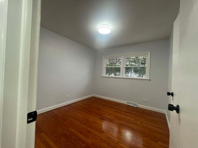 371 N Fairfield Avenue, Lombard, IL 60148