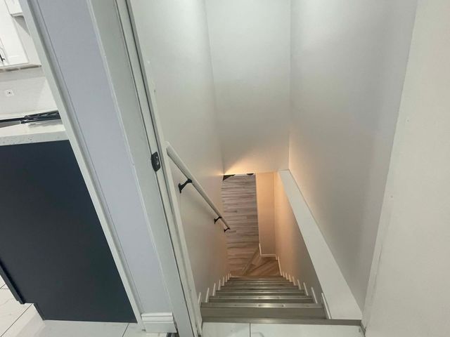 371 N Fairfield Avenue, Lombard, IL 60148