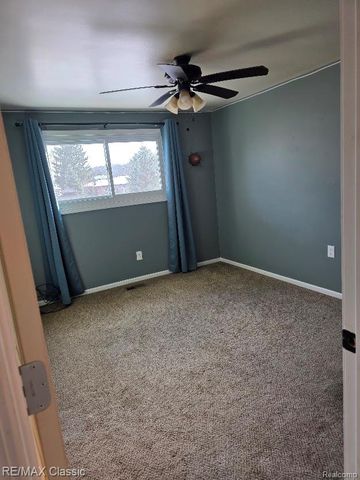 48765 Ben Franklin Drive, Utica, MI 48315