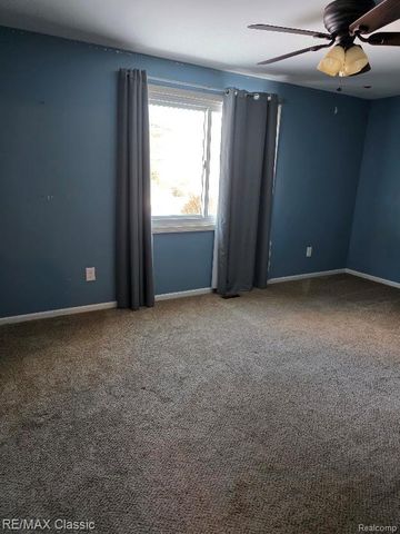 48765 Ben Franklin Drive, Utica, MI 48315