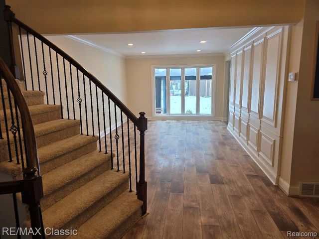 48765 Ben Franklin Drive, Utica, MI 48315