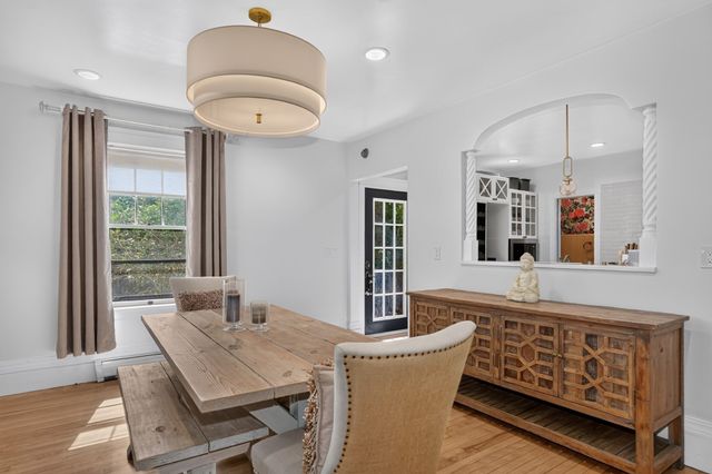 68 Clark St, Worcester, MA 01606