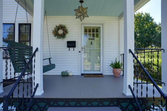 68 Clark St, Worcester, MA 01606