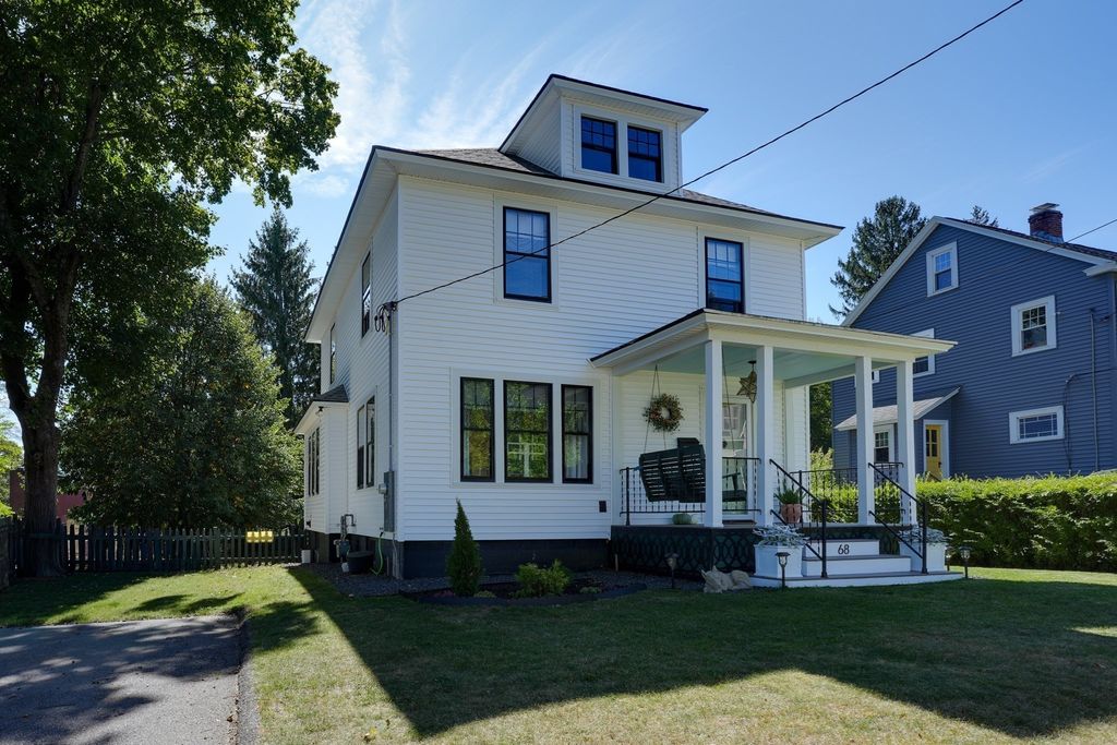 68 Clark St, Worcester, MA 01606