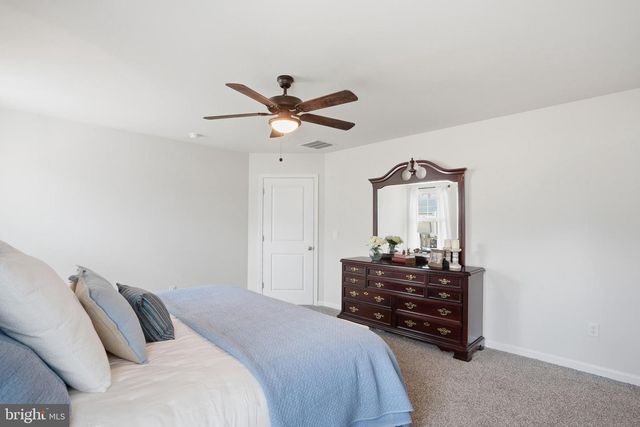 35623 PINE NEEDLE LN, Locust Grove, VA 22508