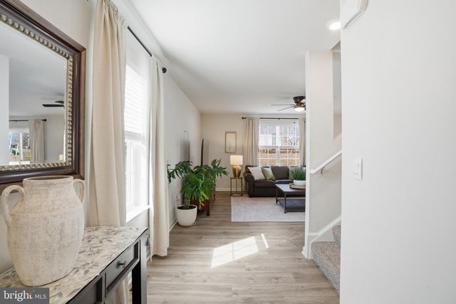 35623 PINE NEEDLE LN, Locust Grove, VA 22508