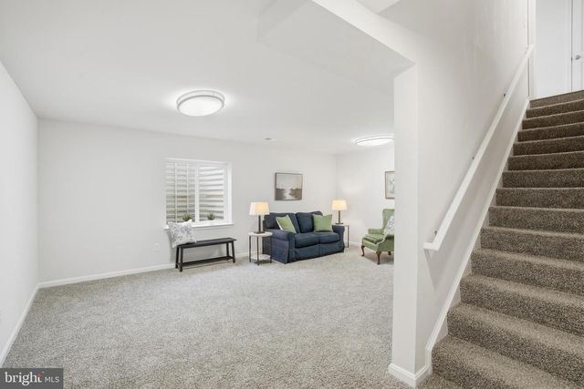 35623 PINE NEEDLE LN, Locust Grove, VA 22508