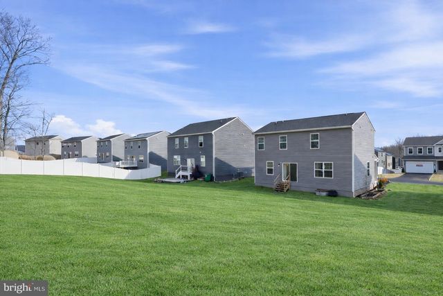 35623 PINE NEEDLE LN, Locust Grove, VA 22508