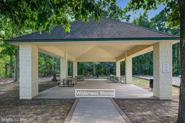 35623 PINE NEEDLE LN, Locust Grove, VA 22508