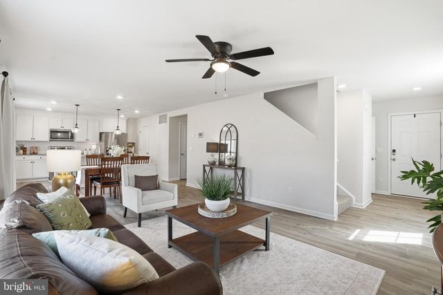 35623 PINE NEEDLE LN, Locust Grove, VA 22508