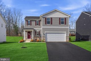 35623 PINE NEEDLE LN, Locust Grove, VA 22508