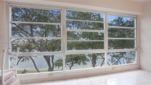 13001 SW 15th Court 405T, Pembroke Pines, FL 33027