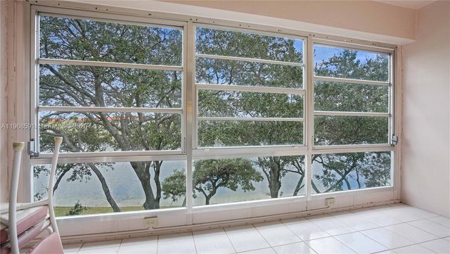 13001 SW 15th Court 405T, Pembroke Pines, FL 33027