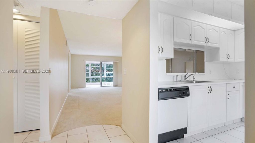13001 SW 15th Court 405T, Pembroke Pines, FL 33027