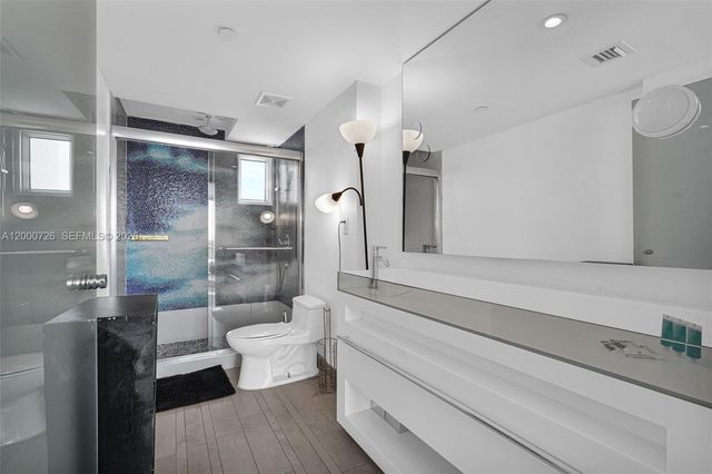 1100 West Ave 916, Miami Beach, FL 33139