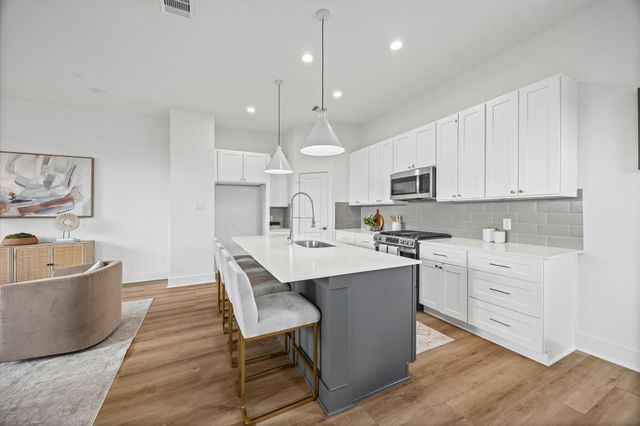 5109 Avenue J, Houston, TX 77011