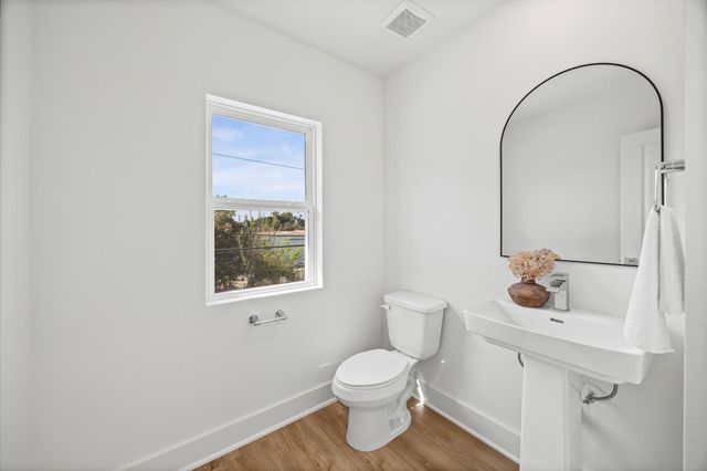 5109 Avenue J, Houston, TX 77011