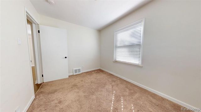 3734 Buckingham Avenue, Berkley, MI 48072