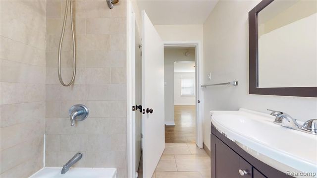 3734 Buckingham Avenue, Berkley, MI 48072