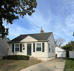 3734 Buckingham Avenue, Berkley, MI 48072