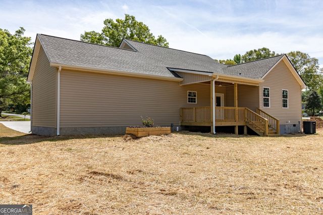 822 Wildwood, Chatsworth, GA 30705