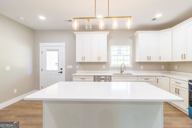 822 Wildwood, Chatsworth, GA 30705
