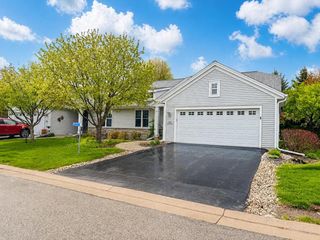 N52W35297 Lighthouse LANE, Oconomowoc, WI 53066