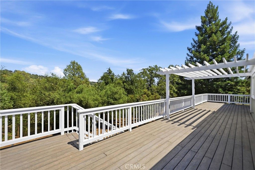 Image 22 of property listing at 18120 N Shore, Hidden Valley Lake, CA 95467