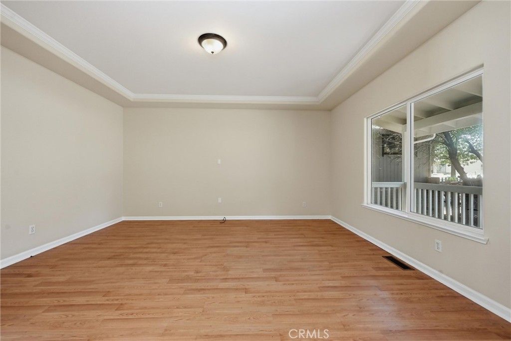 Image 5 of property listing at 18120 N Shore, Hidden Valley Lake, CA 95467