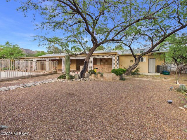 4251 N Wolford Road, Tucson, AZ 85749